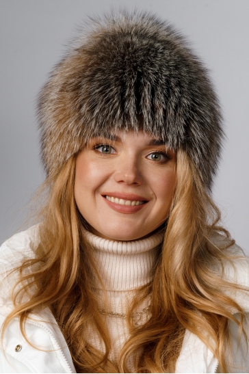 Шапка женская из блюфроста