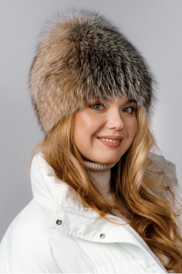 Шапка женская из блюфроста