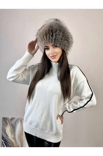 Меховая шапка женская из блюфроста
