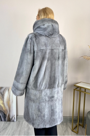 Шуба из норки с капюшоном