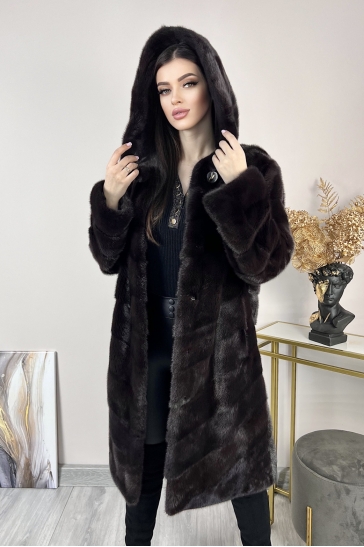 Шуба из норки с капюшоном